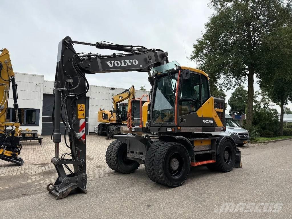 Volvo EW150 Gumikerekes kotrók