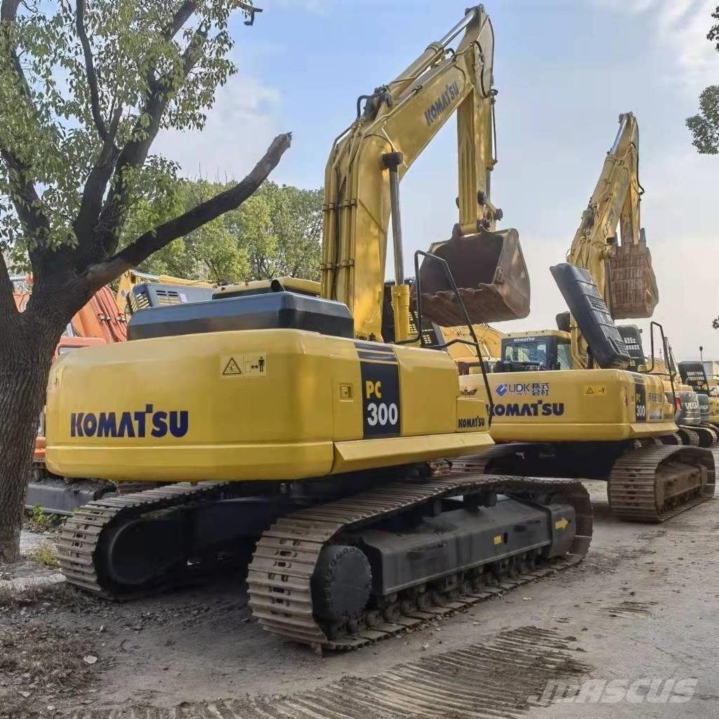 Komatsu PC 300 Lánctalpas kotrók