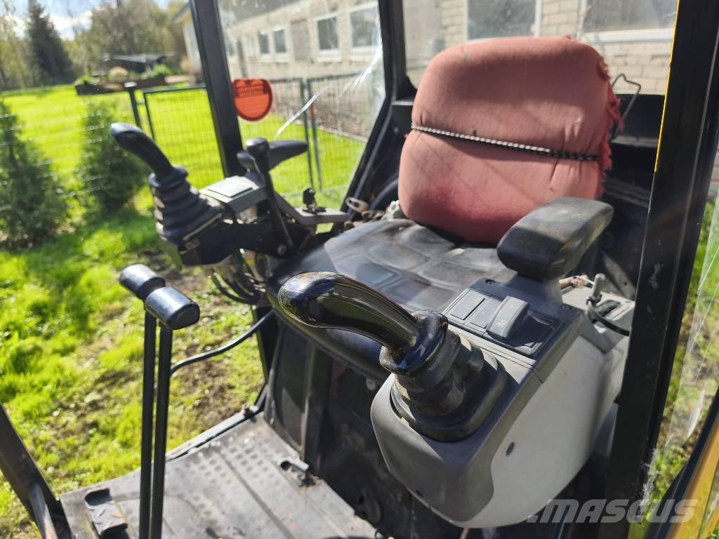 CAT 301.4 C Mini kotrók < 7t