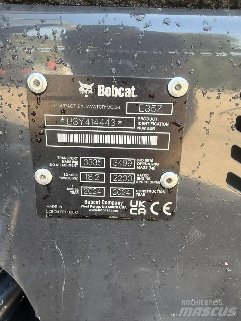 Bobcat E 35, 549h Mini kotrók < 7t