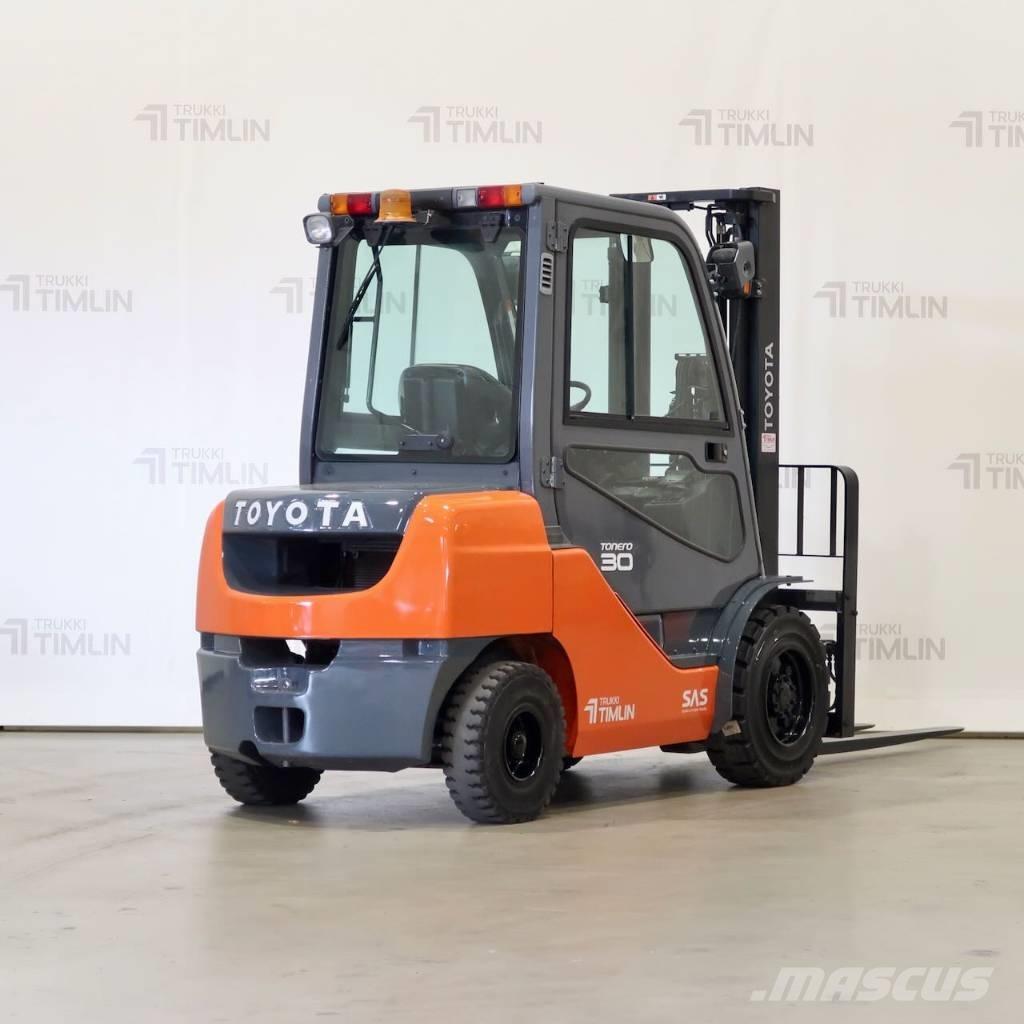 Toyota 02-8FDF30 Dízel targoncák