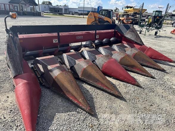 Case IH 1063 Kombájn adapterek