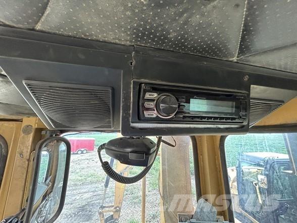 CAT D8N lánctalpas dózerek