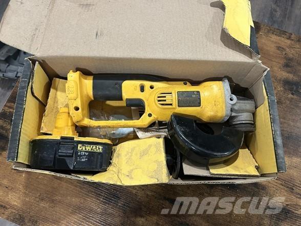 DeWalt DC411 Műszerek, mérő és automatizáló berendezések
