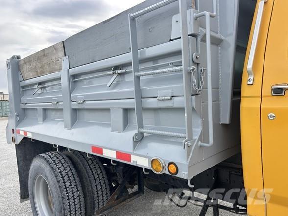 Ford F800 Billenő teherautók