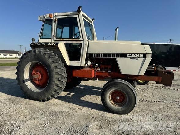 J I Case 2390 Traktorok
