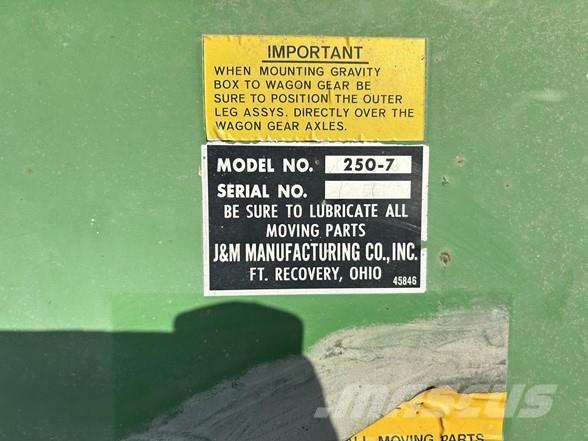 J&M 250-7 Gabona átrakó kocsik