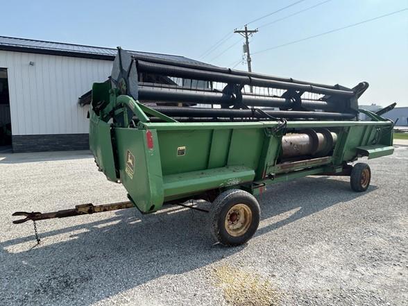 John Deere 220 Kombájn adapterek