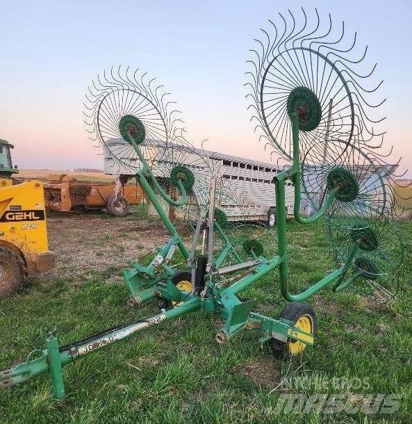 John Deere 702 Rendkészítő