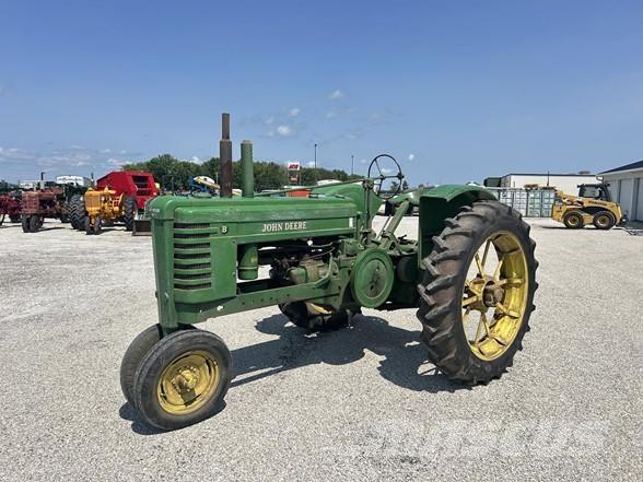 John Deere B Traktorok