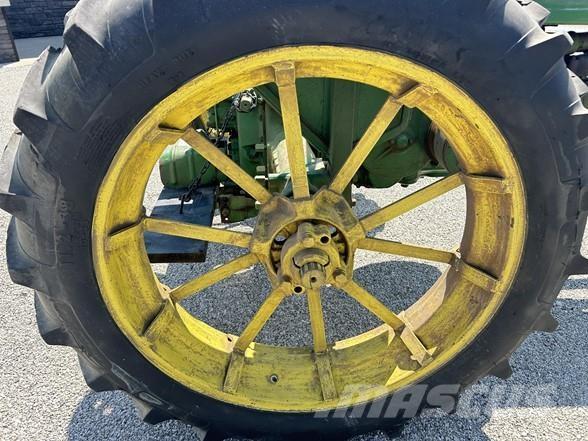 John Deere B Traktorok