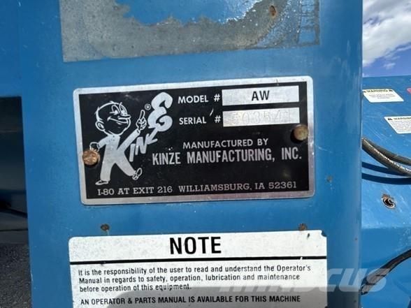 Kinze 1040 Gabona átrakó kocsik