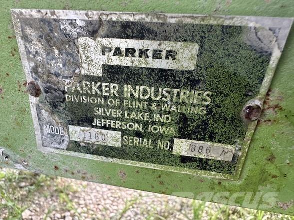 Parker 1180 Gabona átrakó kocsik