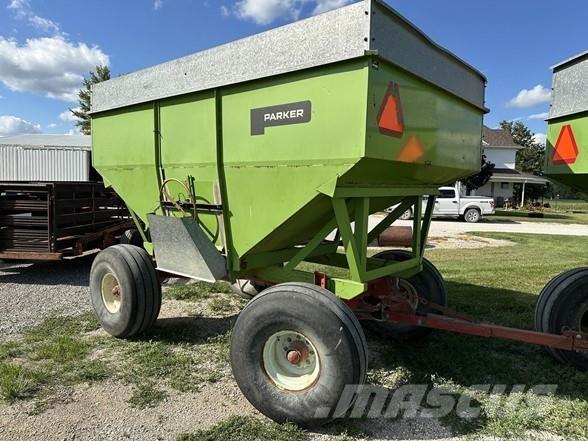 Parker 1180 Gabona átrakó kocsik
