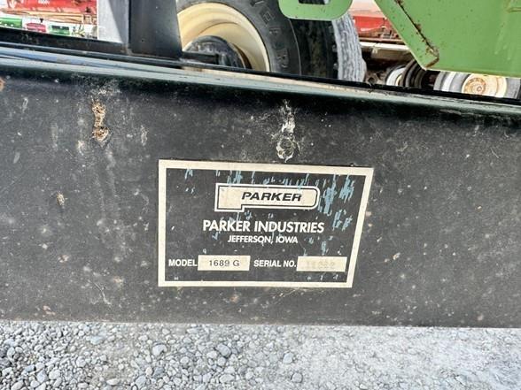 Parker 5250 Gabona átrakó kocsik