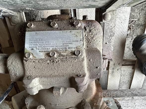  WISCONSIN VH4D Motorok