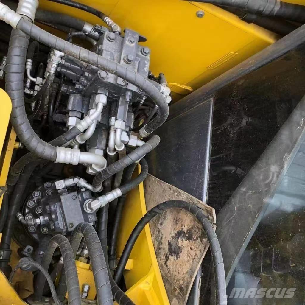 Komatsu PC 60 Mini kotrók < 7t
