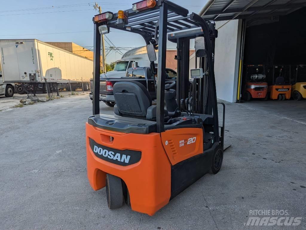 Doosan B 20 T-7 Elektromos targoncák