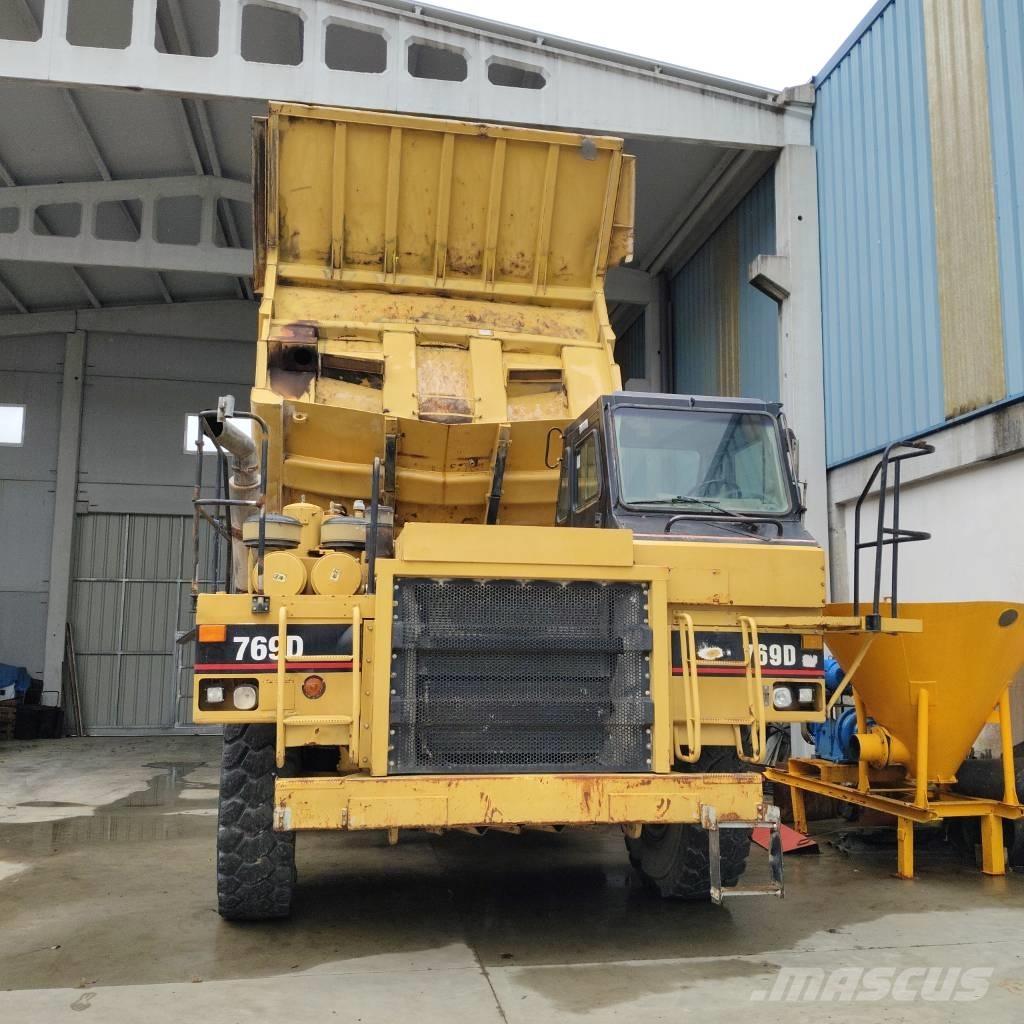 CAT 769 D Nehézdömper