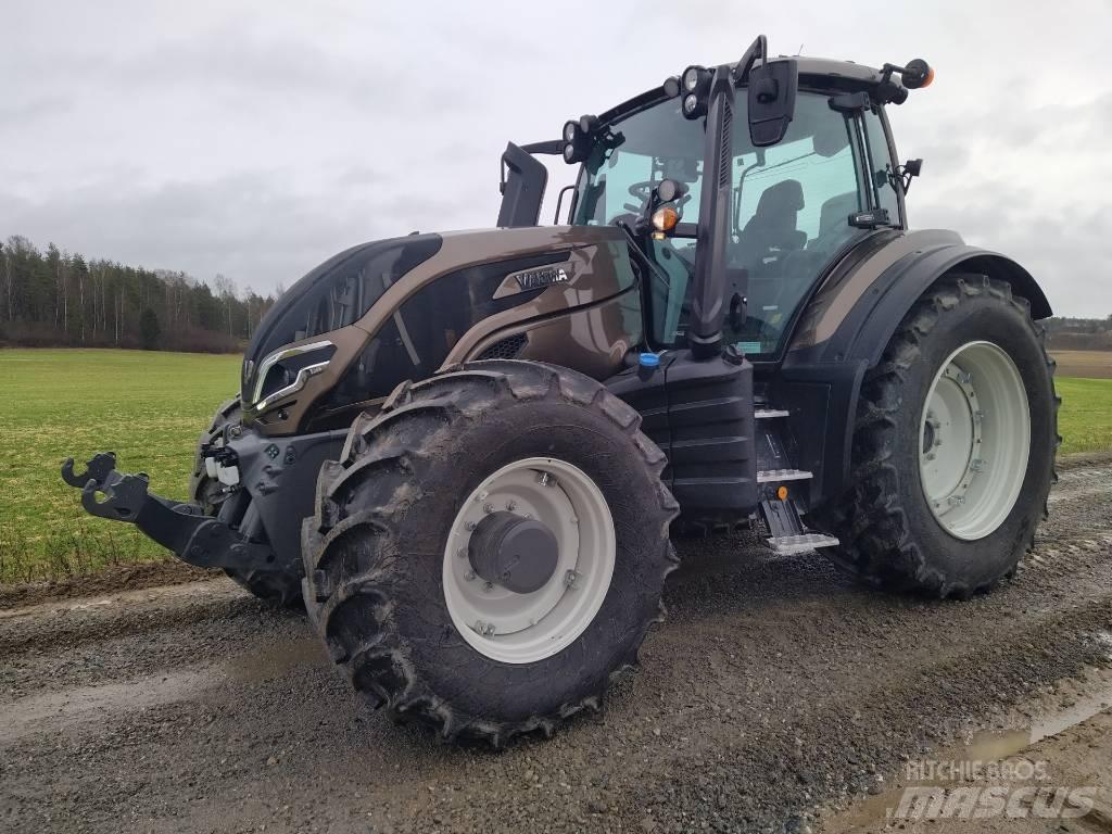 Valtra T 255 Versu Traktorok