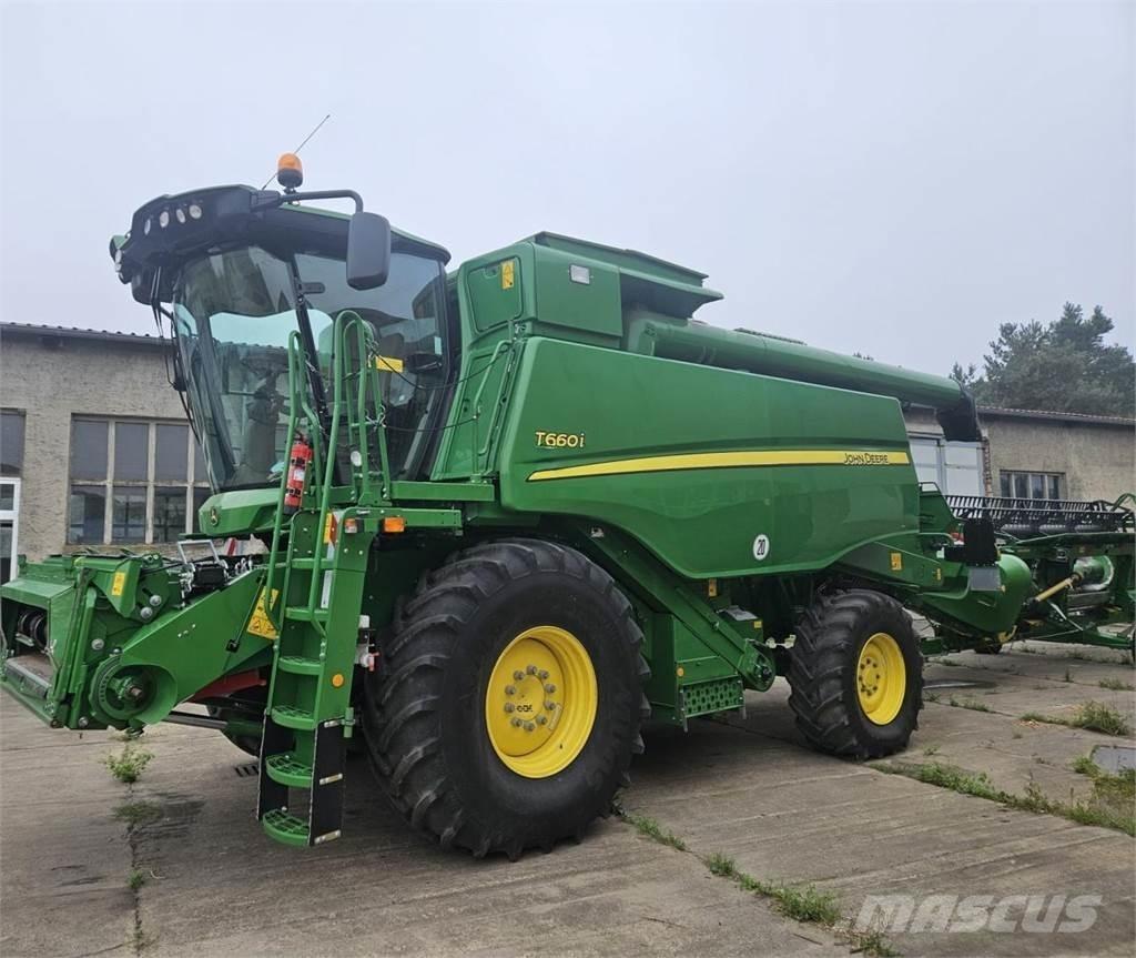 John Deere T 660i Kombájnok