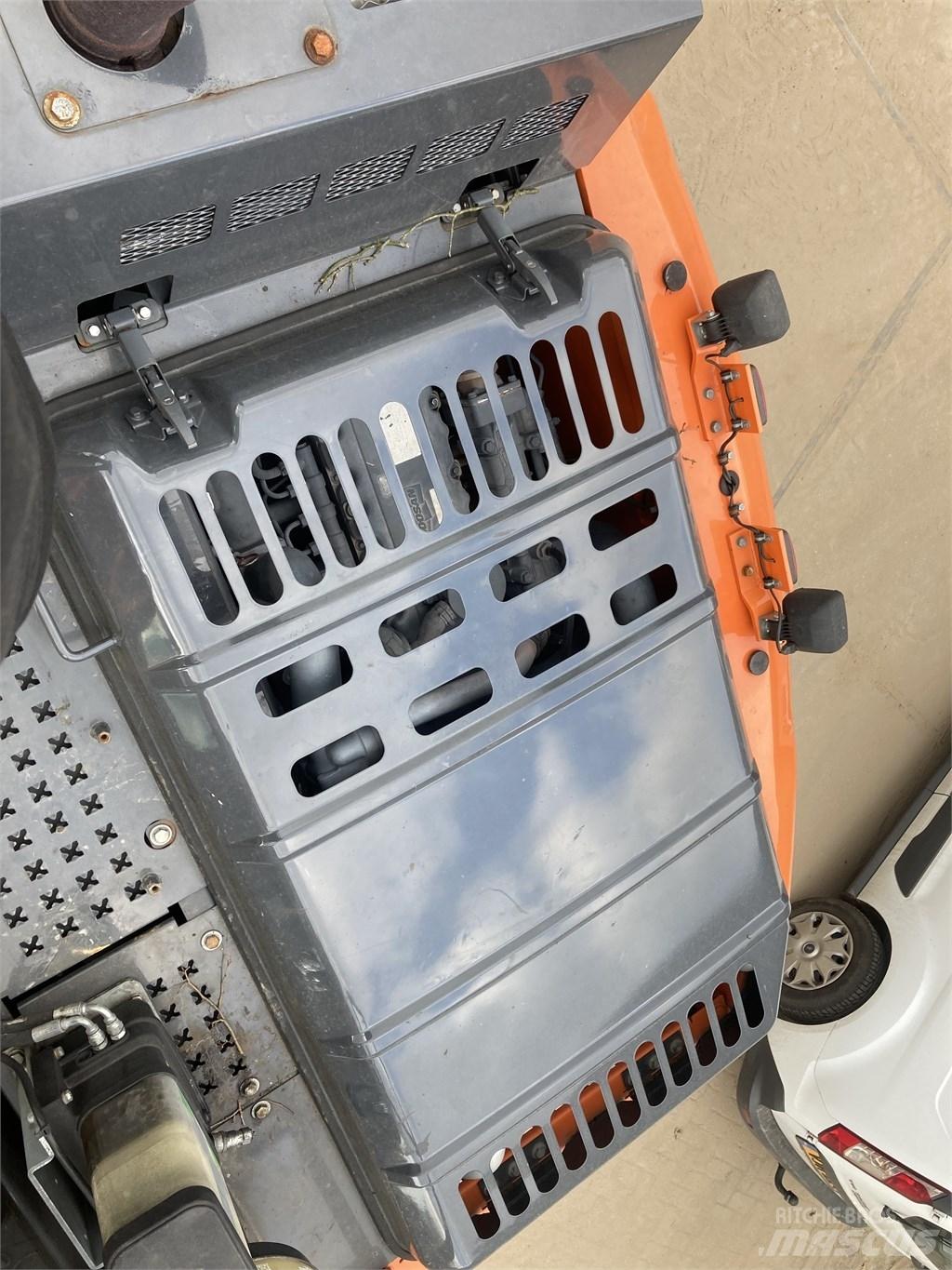Doosan DX 170-5 W Gumikerekes kotrók
