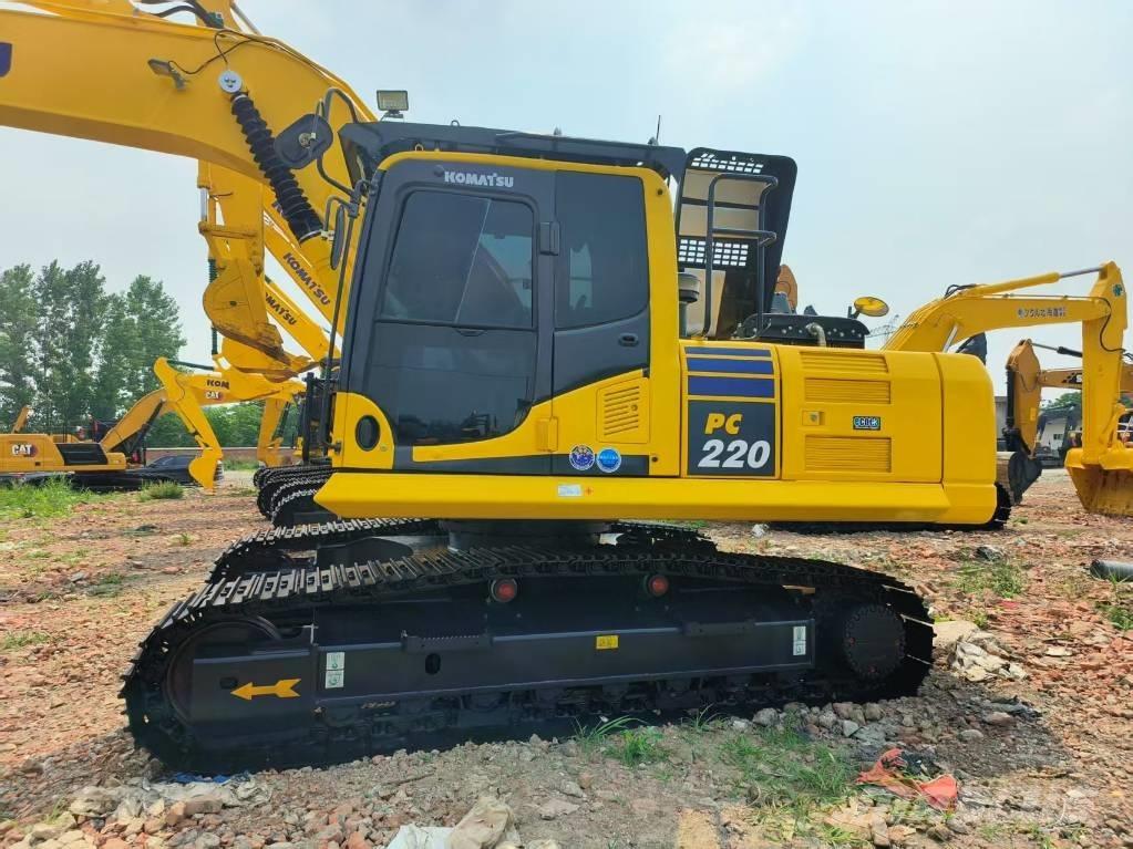 Komatsu PC 220-8 Lánctalpas kotrók