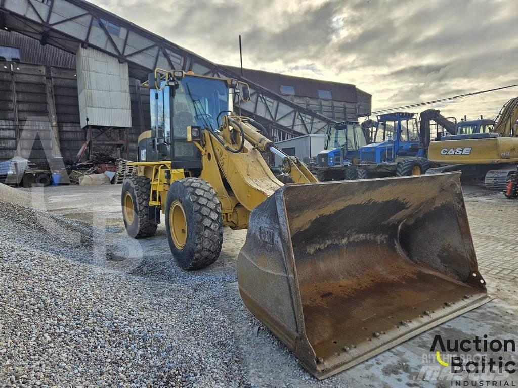 CAT 924 G Gumikerekes homlokrakodók