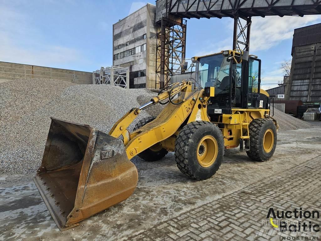 CAT 924 G Gumikerekes homlokrakodók