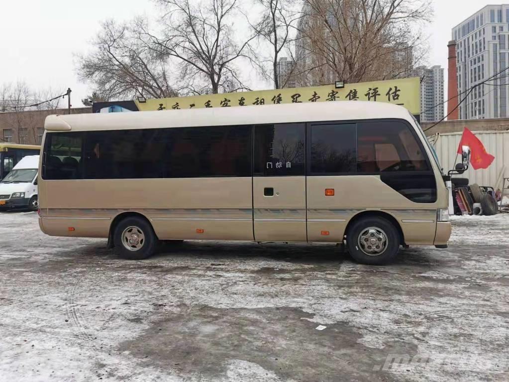 Toyota Coaster Bus Mini buszok