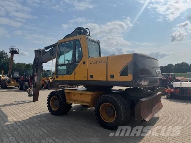 Volvo EW 180 B Gumikerekes kotrók