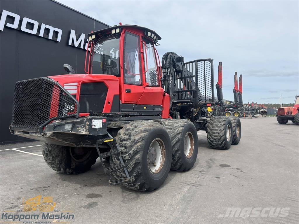 Komatsu 895 Kihordók