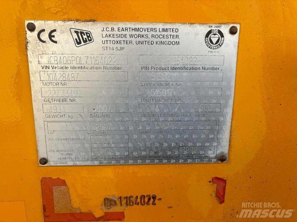 JCB 406 Gumikerekes homlokrakodók