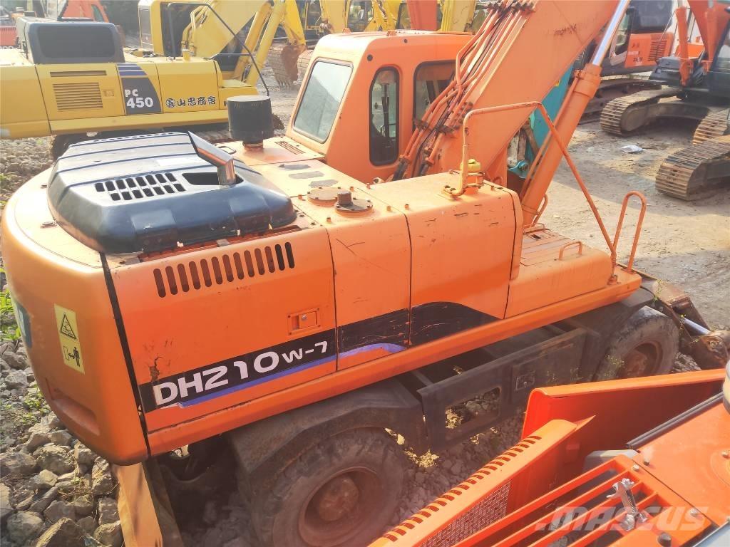 Doosan DH210W-7 Gumikerekes kotrók