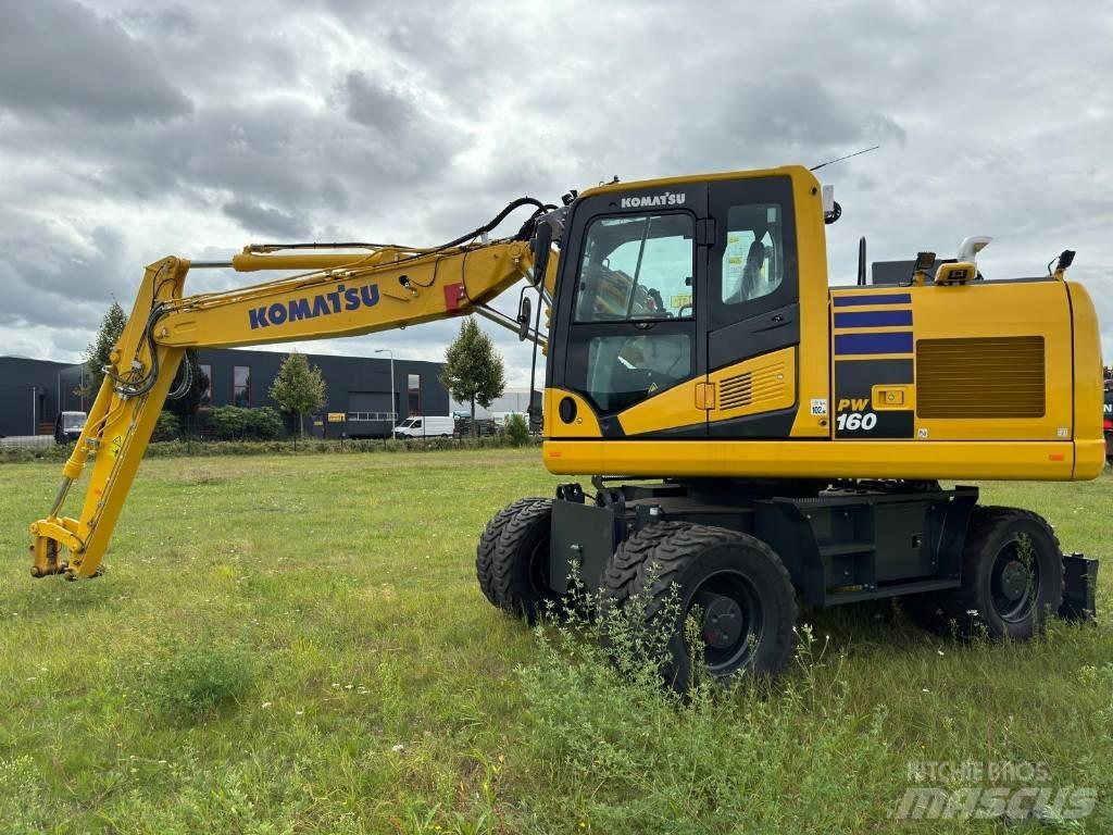 Komatsu PW160-11E0 Gumikerekes kotrók