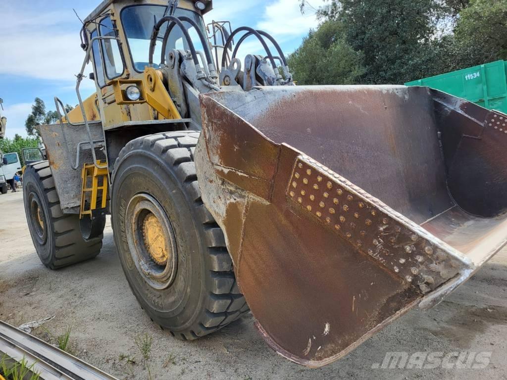 Volvo L 160 Gumikerekes homlokrakodók