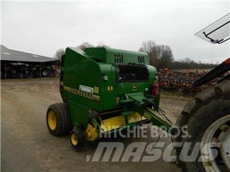 John Deere 575 Körbálázók