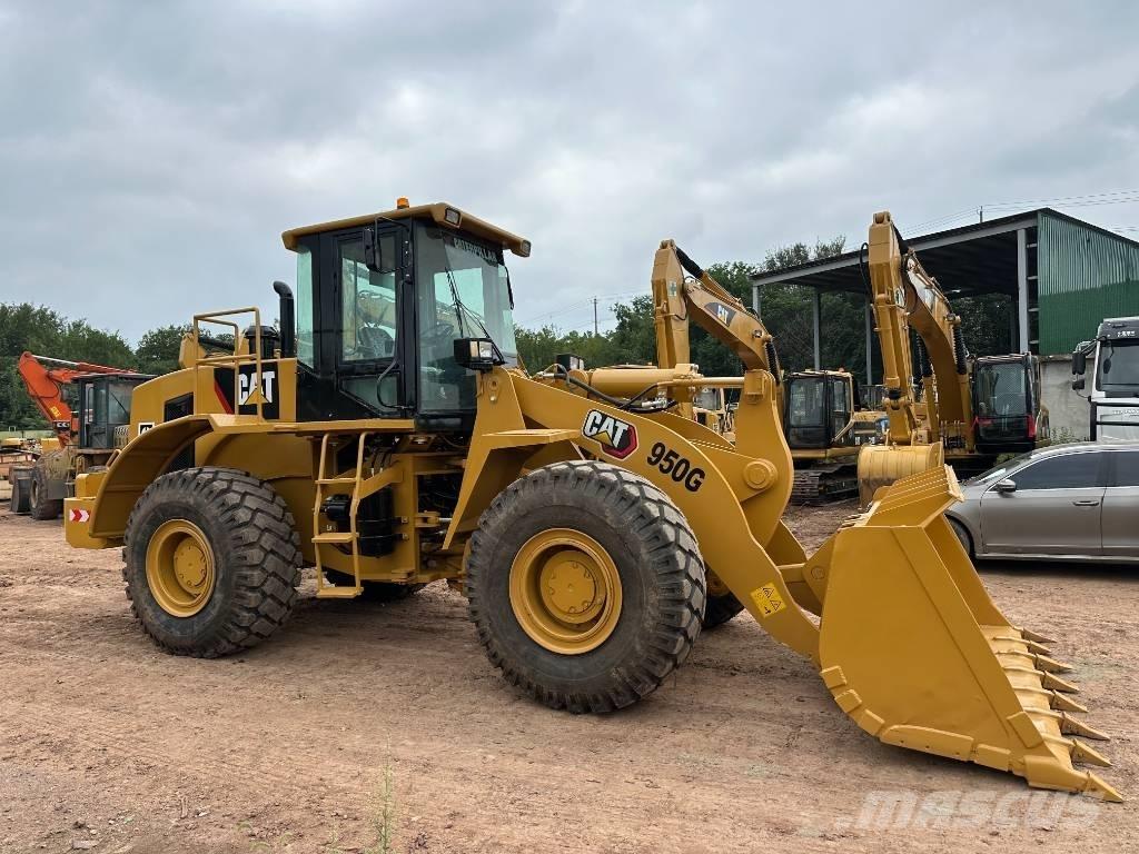 CAT 950 G Gumikerekes homlokrakodók