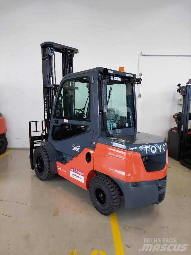 Toyota 52-8 FDJF 35 Dízel targoncák