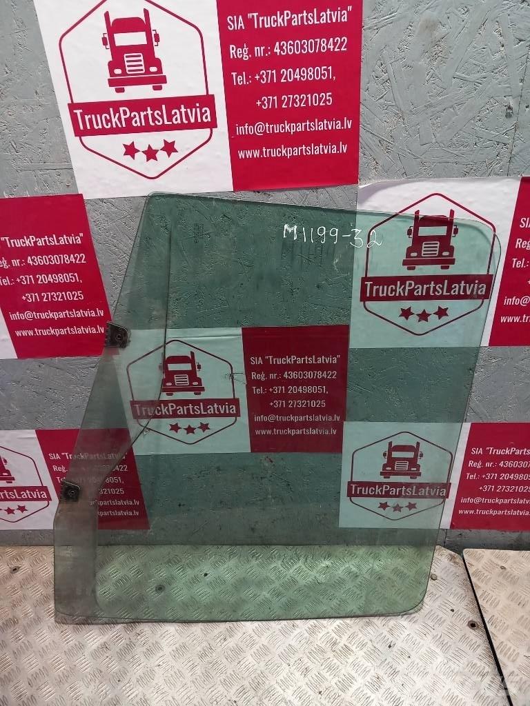 MAN TGM  81626450040 Vezetőfülke és belső tartozékok