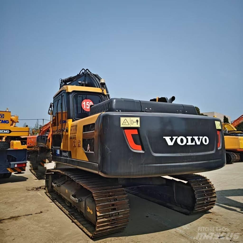Volvo EC 220 Lánctalpas kotrók