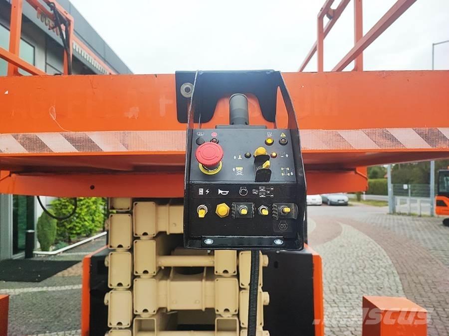JLG 530LRT Ollós emelők
