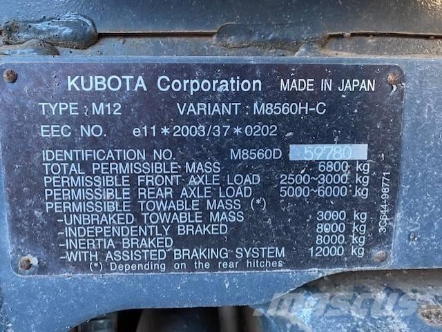 Kubota M 8560 Traktorok