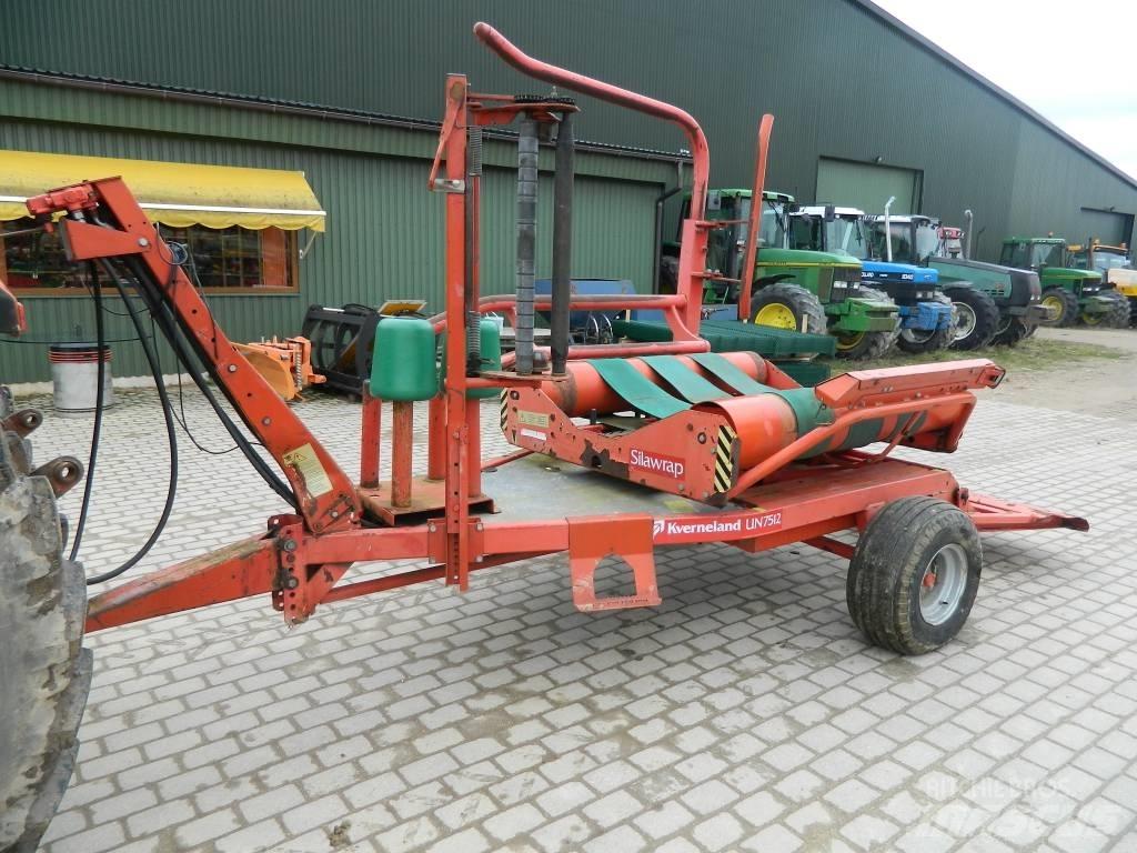 Kverneland UN7512 Göngyölő gépek