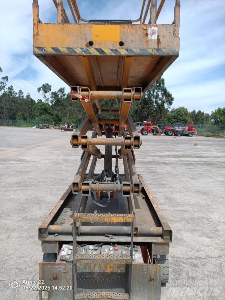 Haulotte Compact 10 Ollós emelők