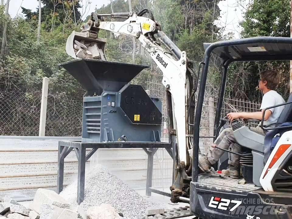 CM Frantoio CR 600 Mobil törőgépek