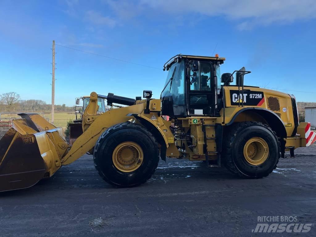 CAT 972 M Gumikerekes homlokrakodók