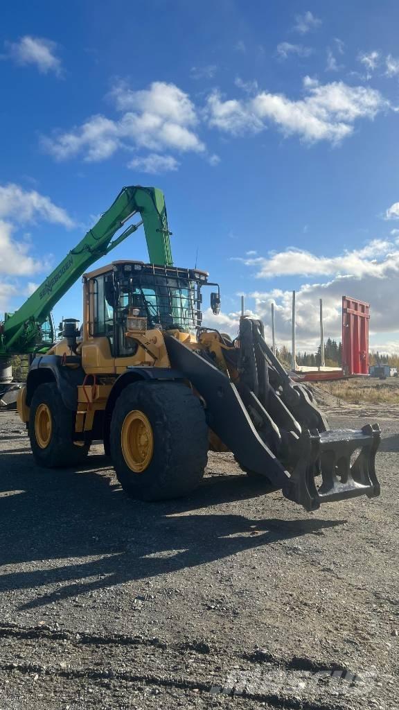 Volvo L 120 H Gumikerekes homlokrakodók