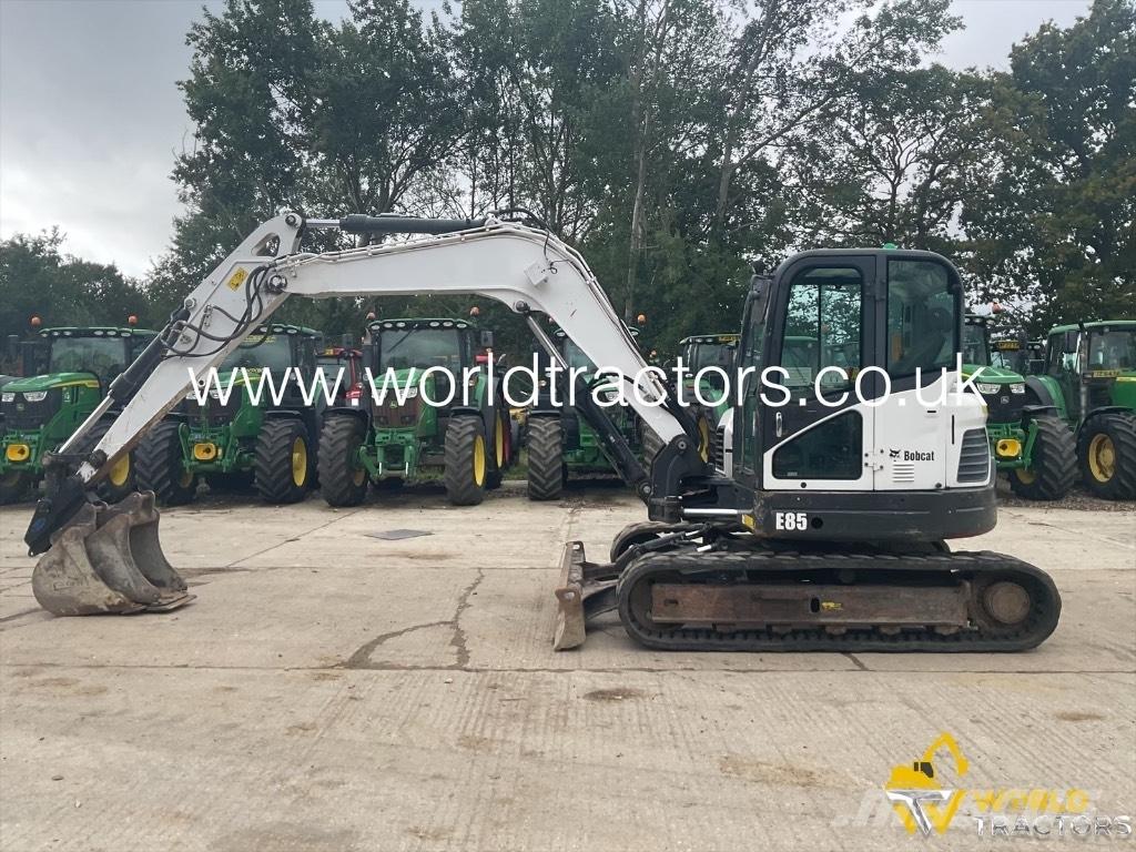 Bobcat E 85 Közepes (midi) kotrók 7 t - 12 t