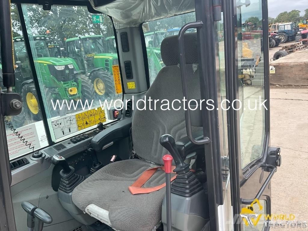 Bobcat E 85 Közepes (midi) kotrók 7 t - 12 t